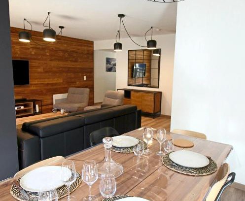 Saint-Lary-Soulan Apartamento | Magnifique T5 Duplex de Grand Standing 120m2 neuf classé 4 étoiles pour 8 personnes en plein centre de Saint-Lary-Soulan