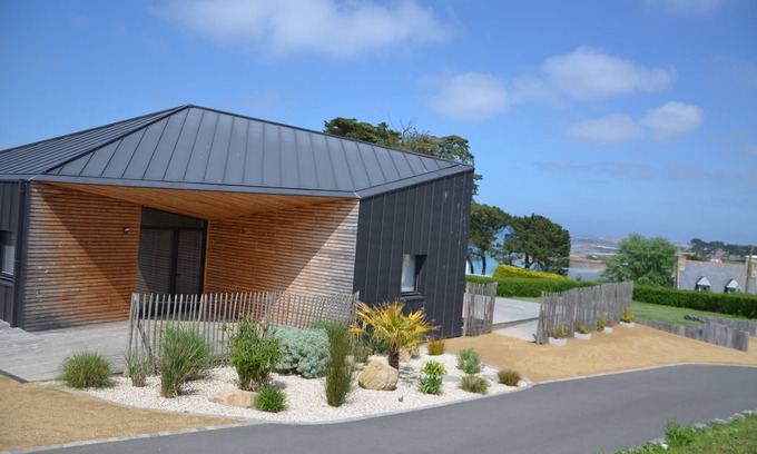 Trevou-Treguignec Casa | Magnifiques Vues Mer, Confort et Architecture Unique à 100 m de la Plage