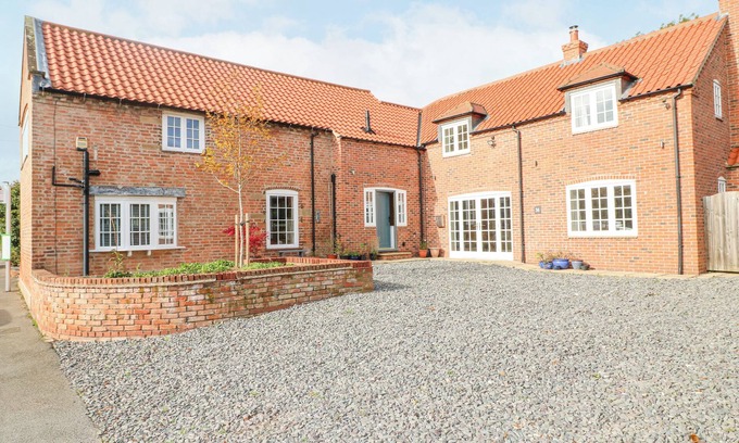 Newark Cabaña | MAGNOLIA BARN, family friendly, with a garden in Southwell