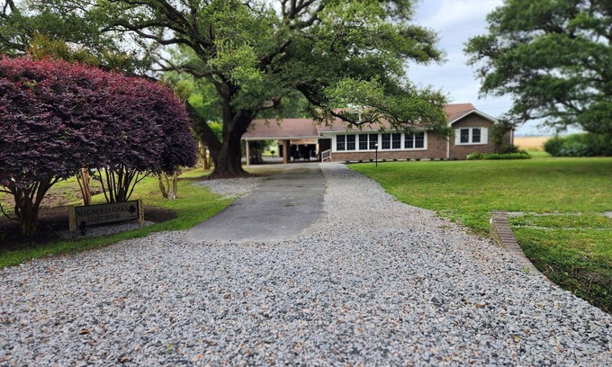 Washington County Casa | Magnolia Oaks at the Lake, A Retreat at Lake Phelps, NC & Pettigrew State Park
