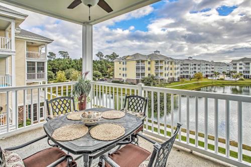 Central Myrtle Beach Apartamento | Magnolia Pointe Condo with Community Pool and More!