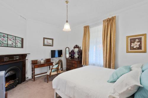 Franklin Cama Y Desayuno | Magnolia Room, Franklin Lodge Huon Valley