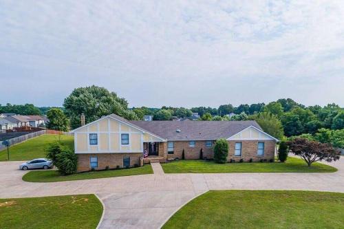 Clarksville Casa | Magnolia
