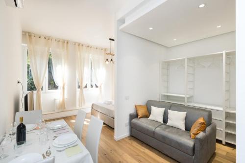 Tricolore Apartamento | MagnoliaApartments - 18B Visconti Duomo