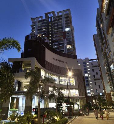 Hyderabad Apartamento | Magnus 3BHK Fully Furnished Flat - Gated Community, Club House, Pool