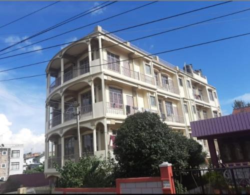 Shillong Hotel | Magvaris Comfort Inn