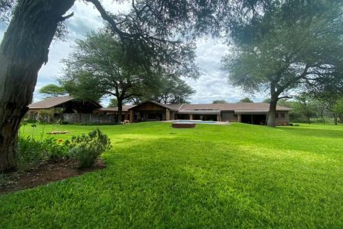 Leeupoort Cabina | Mahlangeni Lodge