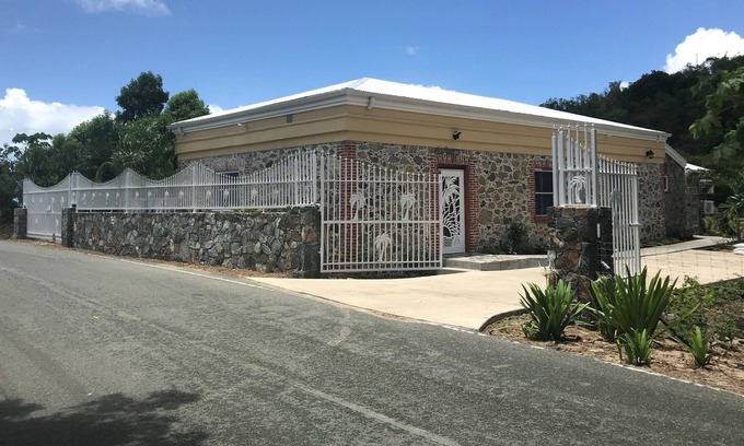 Maho Bay Quarter Casa | Maho Bay Beach Villa