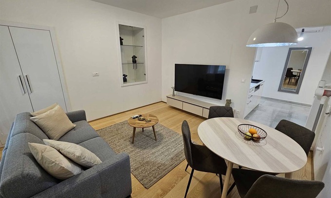 Rijeka Apartamento | Main square Corso, CosyLux 1