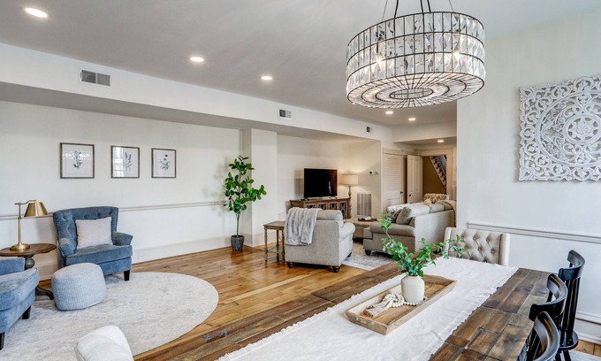 Mount Joy Apartamento | Main Street Retreat -- Close to the Nook & Hershey!