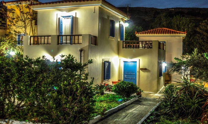 Andros Casa | Mainades Maisonettes. Espléndida vista. Paisaje verde Casas de 2 pisos.