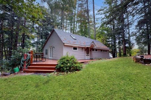 Monmouth Casa | Maine Lake Family Retreat