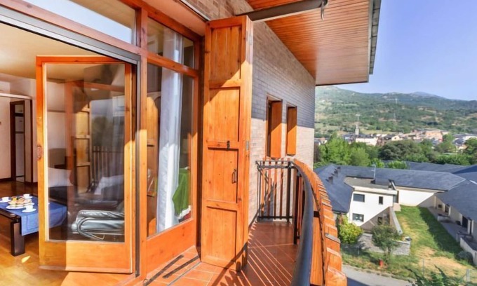 Sort Apartamento | Mainera by Interhome