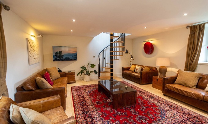 Kenmore Cabaña | Mains of Taymouth, KENMORE ~ 5 * Mains Park Court - capacidad para 9 personas en 5 habitaciones