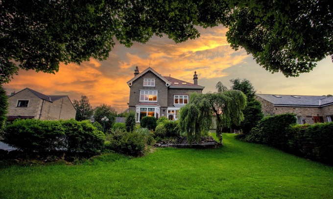 Giggleswick Casa | Mainsfield House - Luxury Group Accommodation