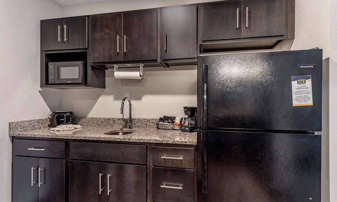 Scotland Hotel | Mainstay Suites Newberry - Crane