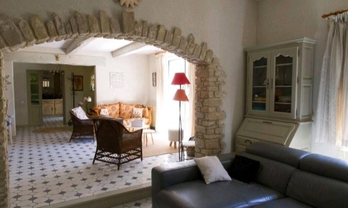 Saint-Didier-au-Mont-d'Or Casa | Maison Provençale au Coeur de Lyon