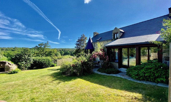 La Chapelle-Neuve Casa | Maison à la Campagne Avec Piscine - Camélias