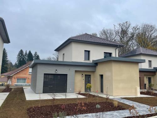 La Chevillotte Casa | Maison à la campagne en chanvre