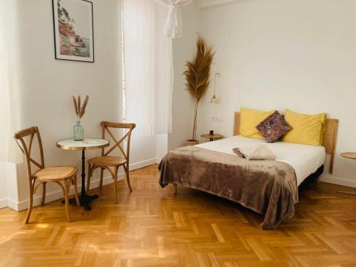 Le Pharo Apartamento | - - Maison ŪMA - - Wifi, Netflix, Mer et Centre