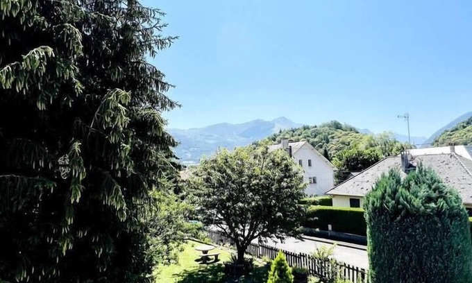 Argeles Gazost Casa | Maison 12 Pers. Dans les Pyrénées, Jardins et Balcon