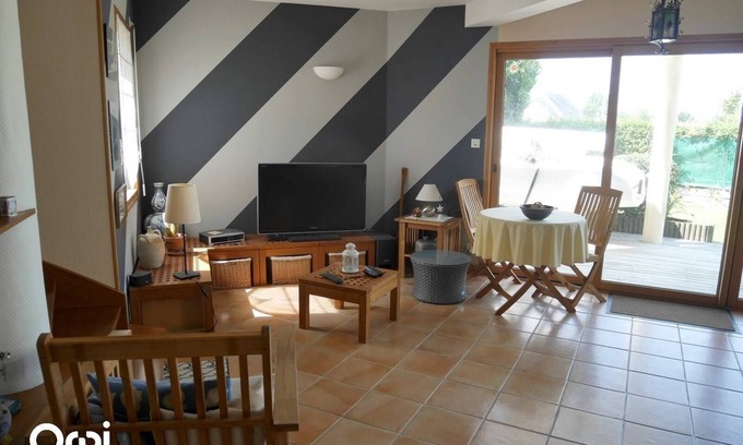 Arzon Casa | Maison 2 Chambres Proche Commerces à Louer Pour les Vacances