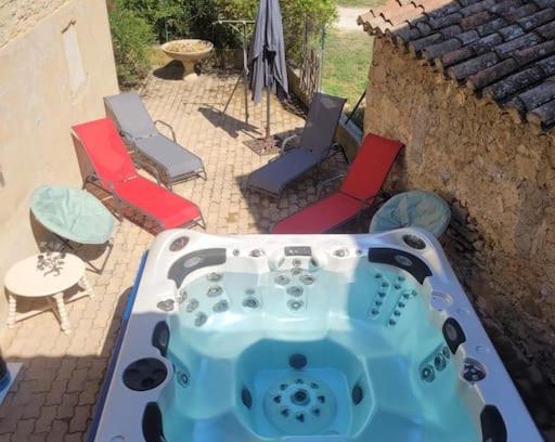 Malaucene Casa | Maison 6-8 pers au cœur du village