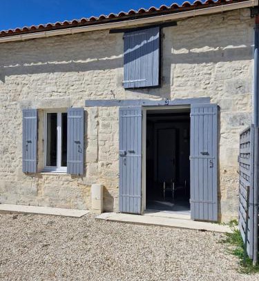 Saint-Dizant-du-Gua Casa | Maison 6 couchages