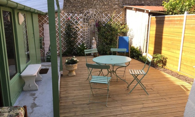 La Chapelle-Montligeon Casa | Maison au Coeur du Célèbre Village de la Chapelle Montligeon