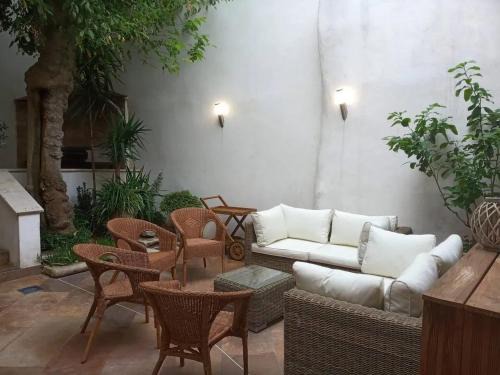 Courthezon Casa | Maison accueillante a Courthezon avec jardin prive