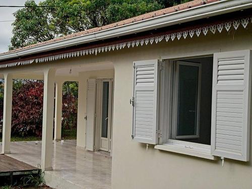 Sainte-Suzanne Casa | Maison agréable, emplacement idéal