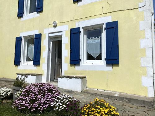Groix Casa | Maison ancienne charmante avec jardin, proche du port de Groix - FR-1-813-8