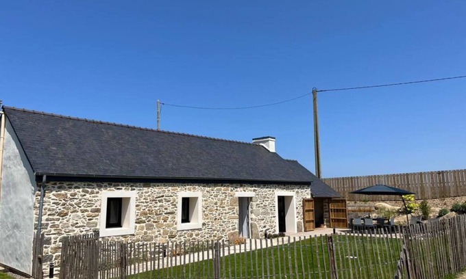 Goulven Casa | Maison Au Bout Du Pre, à 1.5 km de la Plage