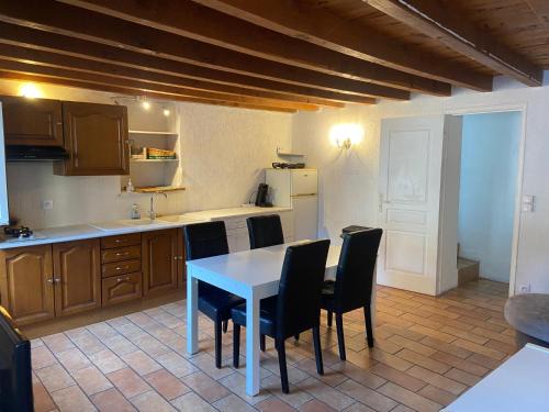 Orgeval Casa | Maison au calme a l'orée du bois. Accès A13-A14