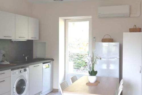 Rouairoux Casa | Maison au calme avec jardin et parking privé
