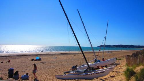 Saint-Jean-de-la-Riviere Casa | Maison avec jardin à 80 m de la plage de Barneville-Carteret