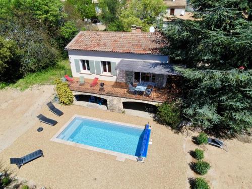 Saint-Saturnin-les-Apt Casa | Maison avec piscine chauffée, centre village