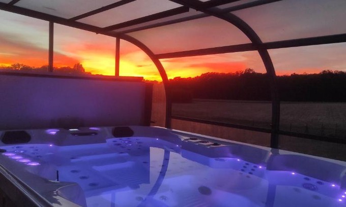 Villemarechal Casa | Maison avec Jacuzzi