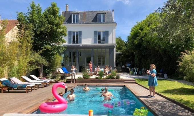 Enghien-les-Bains Casa | Maison Avec Piscine et Jardin Proche Stade DE France