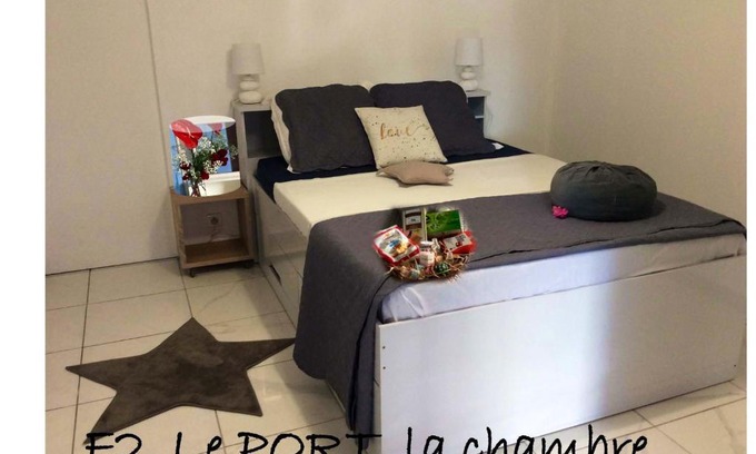 Le Port Casa | Maison avec piscine au Port 52 m² calme et agréable