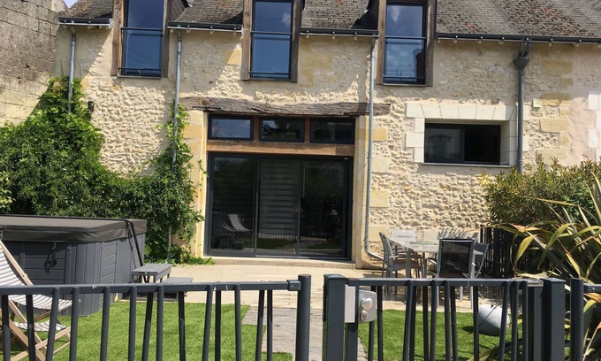 Azay-le-Rideau Casa | Maison Avec SPA Dans Longère