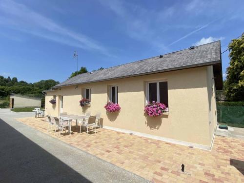 Gace Casa | Maison avec Terrasse et Jardin à Gacé - FR-1-497-247