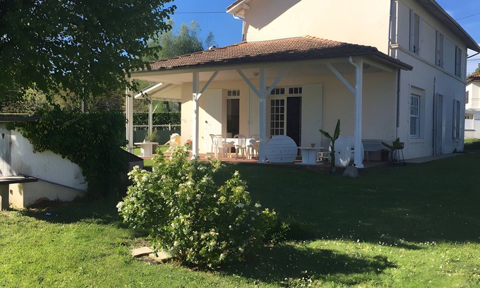 Salles Casa | Maison Badet - Salles in the Heart of the Landes Girondines