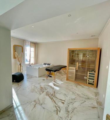 Chalons-en-Champagne Casa | Maison Bien-être Balnéo et Sauna Cosy et Chaleureux