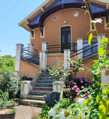 Cusset Casa | Maison Bonhomme