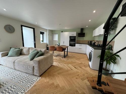 Pledran Casa | Maison bretonne en pierre rénovée