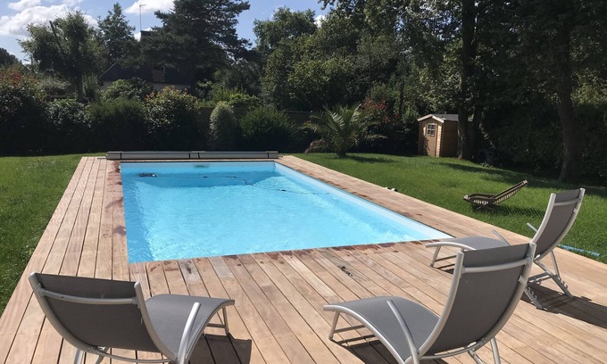 Saint-Nolff Casa | Maison Bretonne Vannes Golfe du Morbihan, Piscine Chauffée