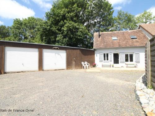 Radon Casa | Maison calme avec jardin clos, proche Alençon - 3 chambres, équipements complets, animaux acceptés - FR-1-497-162