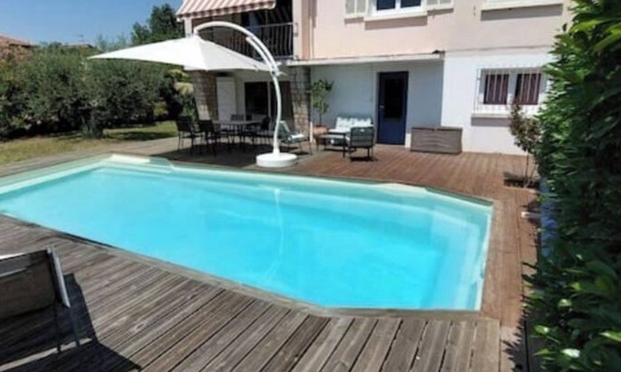 Brignoles Casa | Maison Calme Avec Piscine de 150 m2 à Proximité du Centre