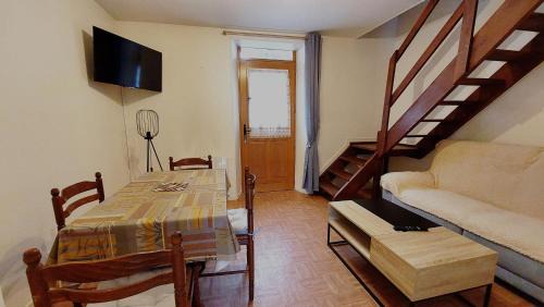Nogent-sur-Vernisson Apartamento | Maison centre ville